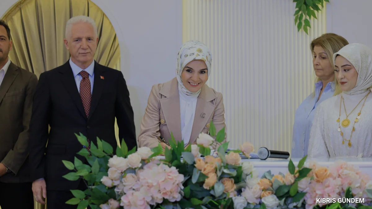 Aile ve Gençlik Fonu 100 Bininci Çiftine Bakan Göktaş Şahitlik Etti
