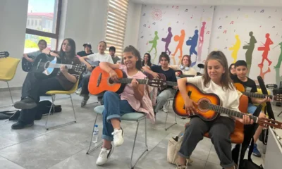 GSB Kültür ve Sanat Okulları'nda gitar kursu devam ediyor
