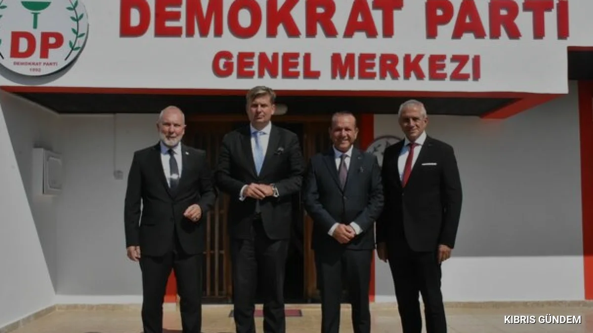 Alman Milletvekili Krah Demokrat Partiyi Ziyaret Etti