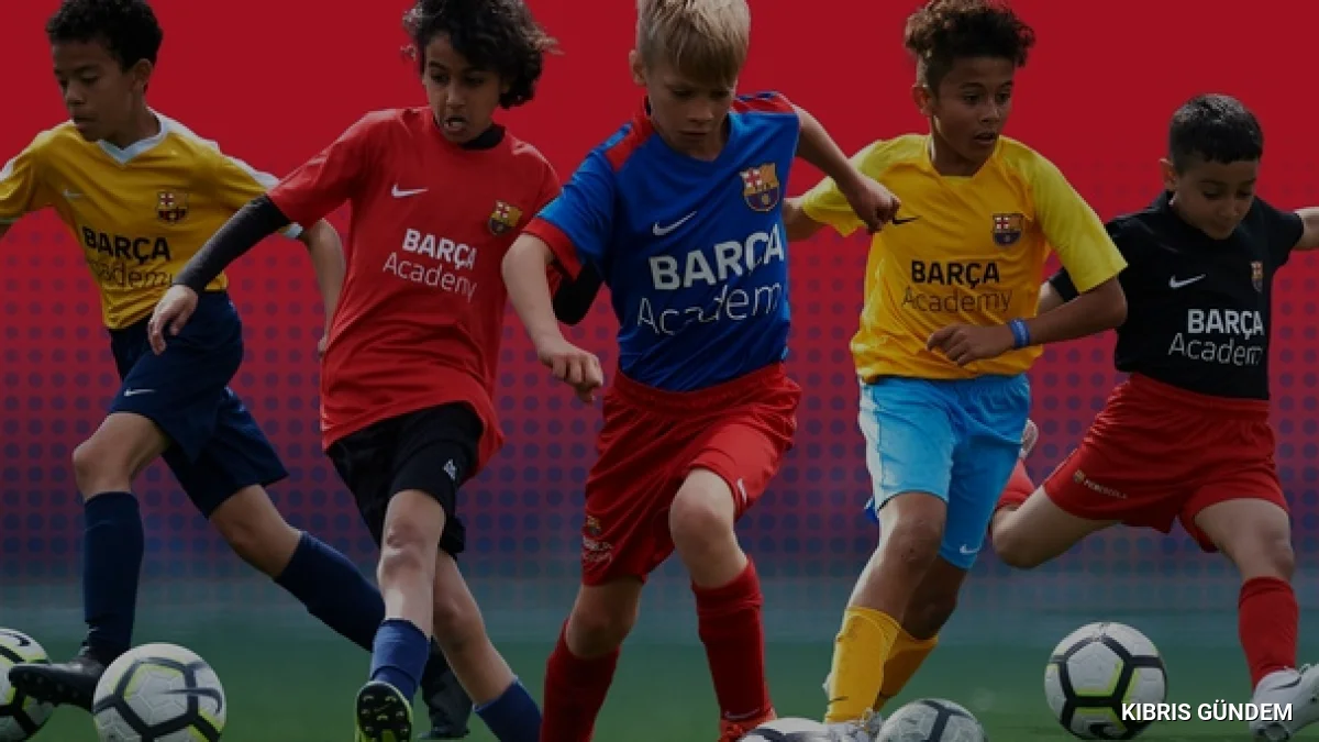 Aşırı Sağcı ELAM FC Barcelona Futbol Kampını Hedef Aldı
