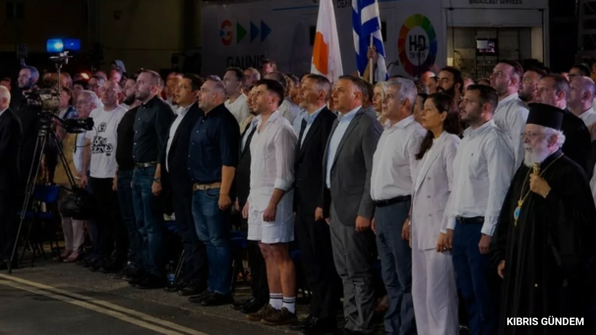 Avrupa Parlamentosu Milletvekili Fidias Panayiotou Kıyafet Krizi