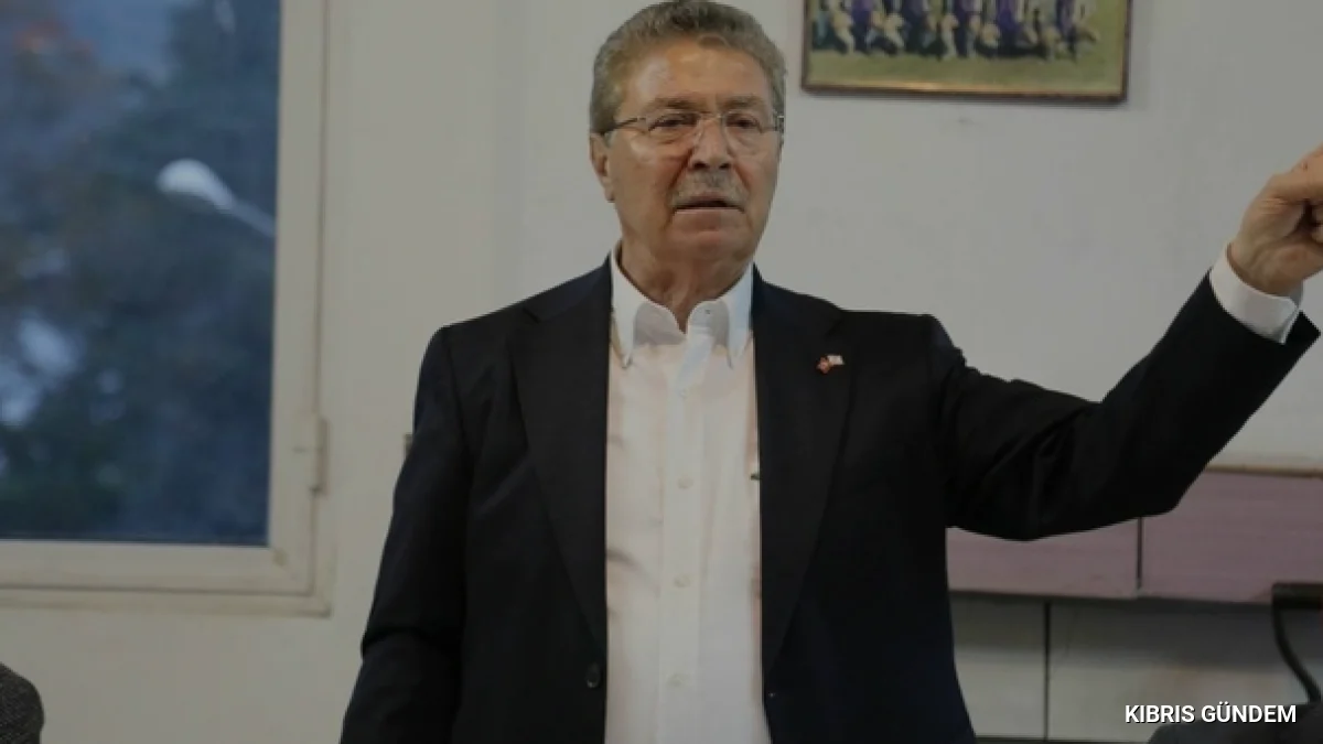 Başbakan Ünal Üstel Rum tarafının engelleme girişimlerine tepki gösterdi