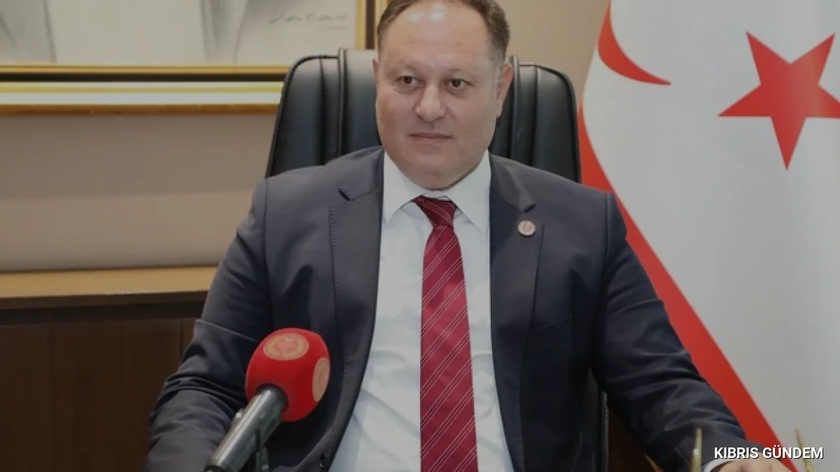 Cumhuriyet Meclisi İki Seçim İçin 6 Aralık Tarihini Değerlendiriyor