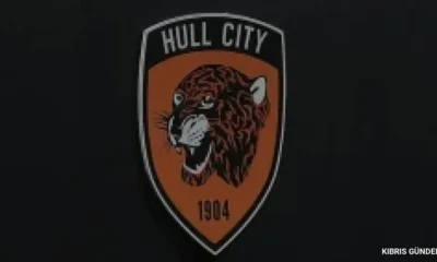 Hull City Premier Lig dönüşünde Manchester United engelini aştı