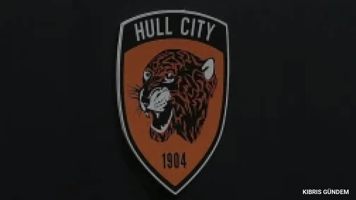 Hull City Premier Lig dönüşünde Manchester United engelini aştı