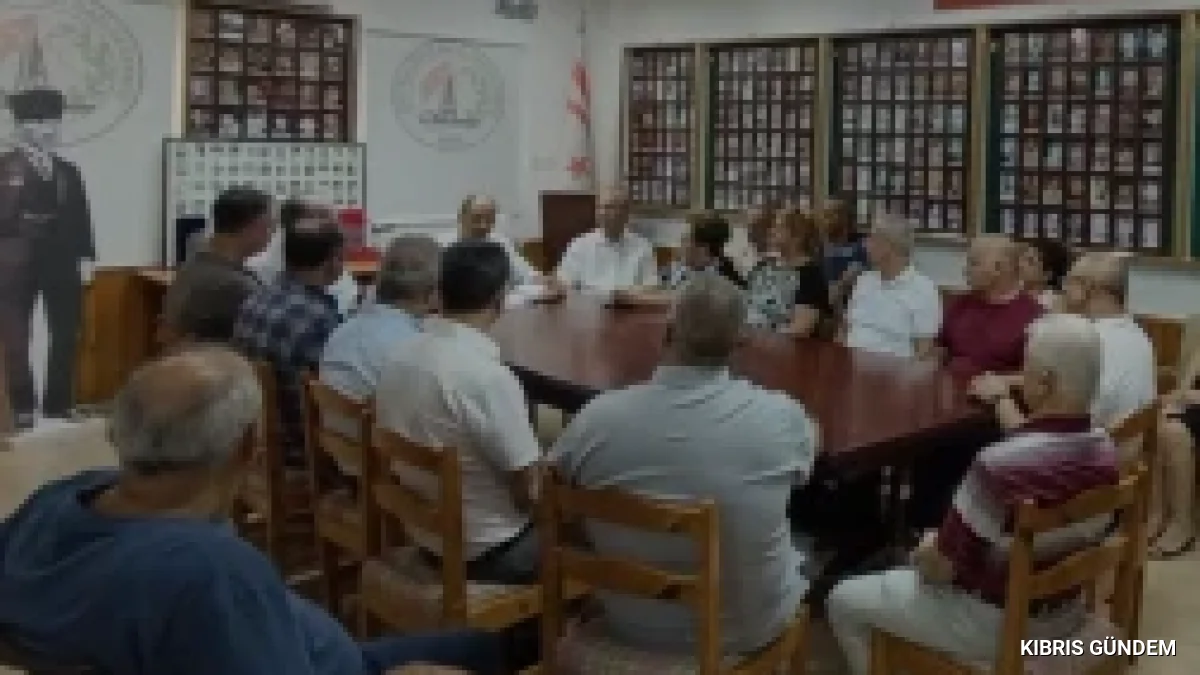 Kudret Özersay Şehit Aileleri ve Malül Gaziler Derneğini Ziyaret Etti