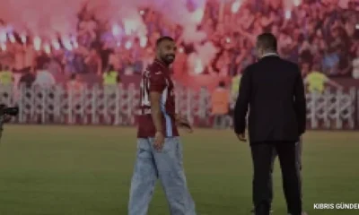 Muhammed Salah Trabzonspor için Papara Parkta imzayı attı