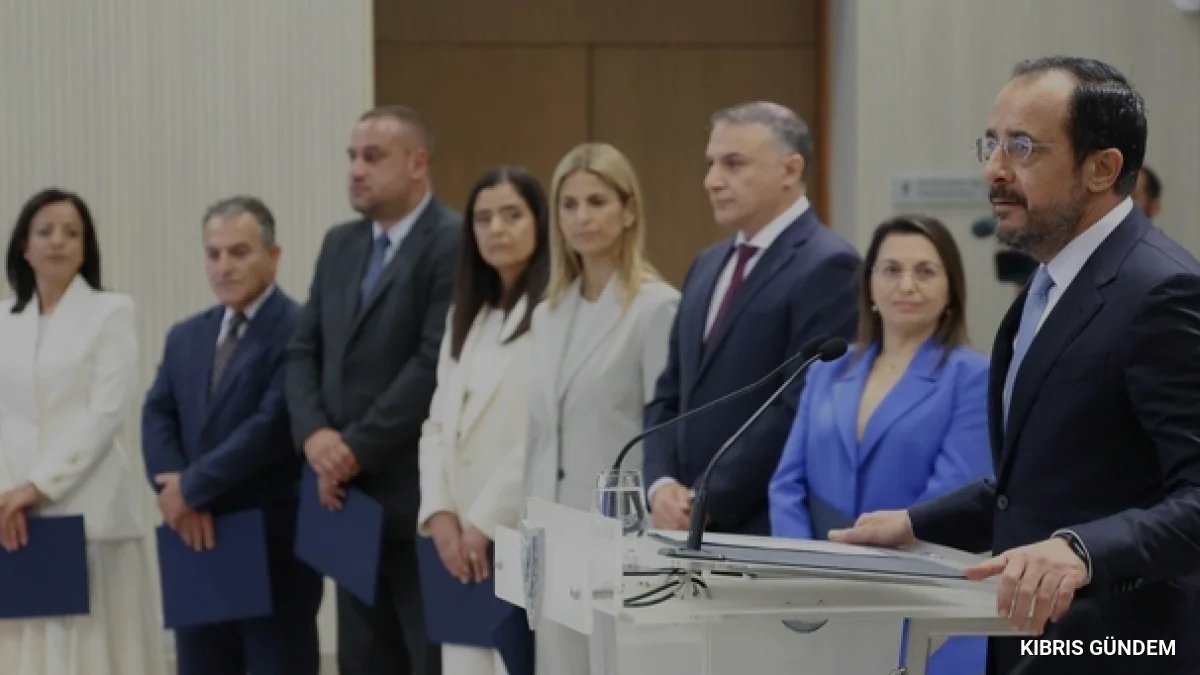 Rum Yönetimi Başkanı Hristodulidis Yeni Kabinesini Açıkladı