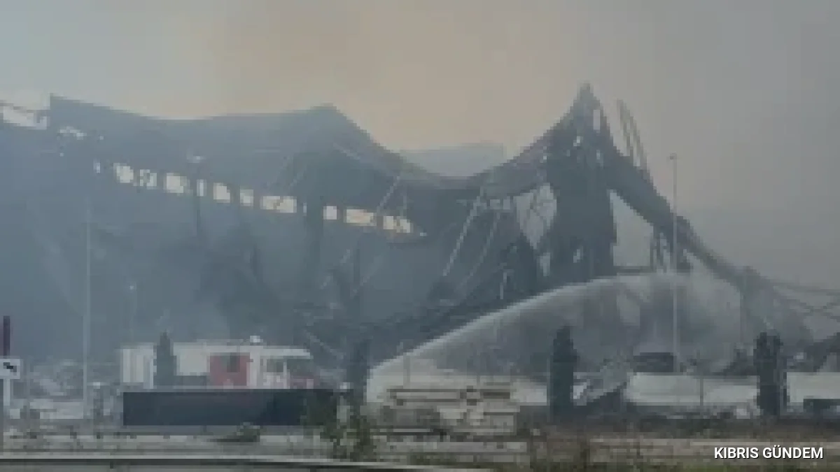 Rusya Samara Bölgesinde Ozon Deposu İHA Saldırısıyla Yandı