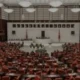 TBMM Genel Kurulu Üniversite Öğrenci Affını Kabul Etti