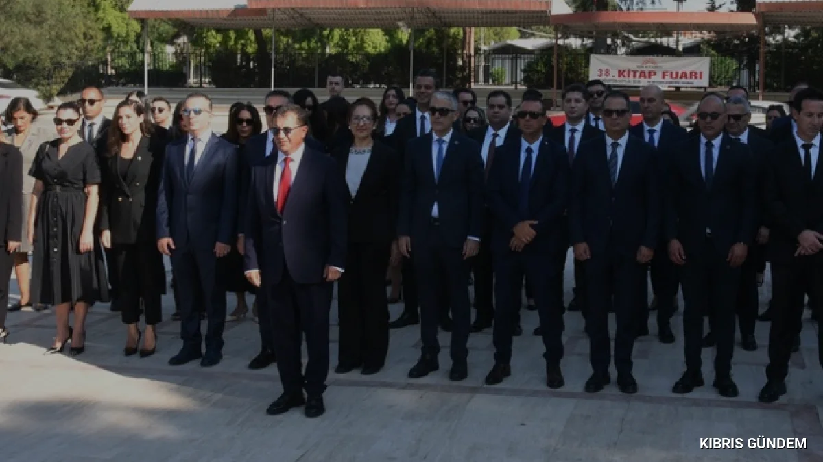 Türkiye İş Bankası 102 Yaşında Lefkoşa'da Tören Düzenlendi