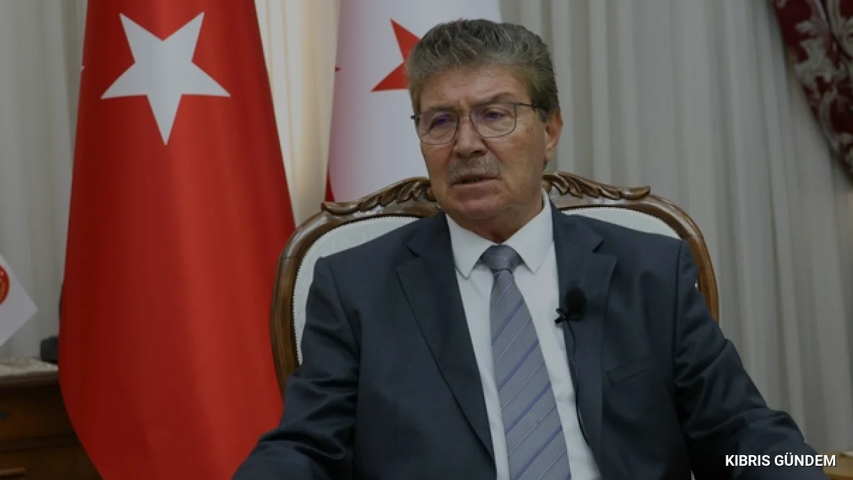Ünal Üstel Hakan Fidanın Kıbrıs Çözüm Mesajlarını Değerlendirdi