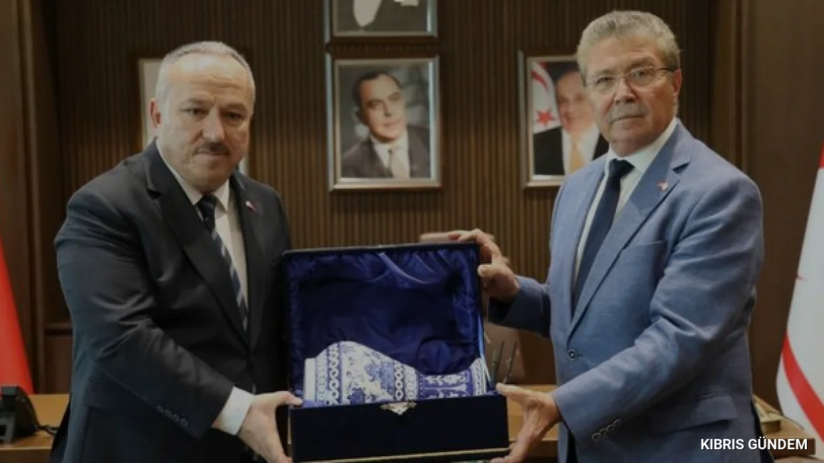 Ünal Üstel ve Ali Fidan güvenlik iş birliğini görüştü