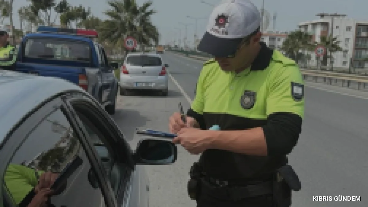 Ülke Genelindeki Trafik Denetimlerinde 438 Sürücüye Ceza