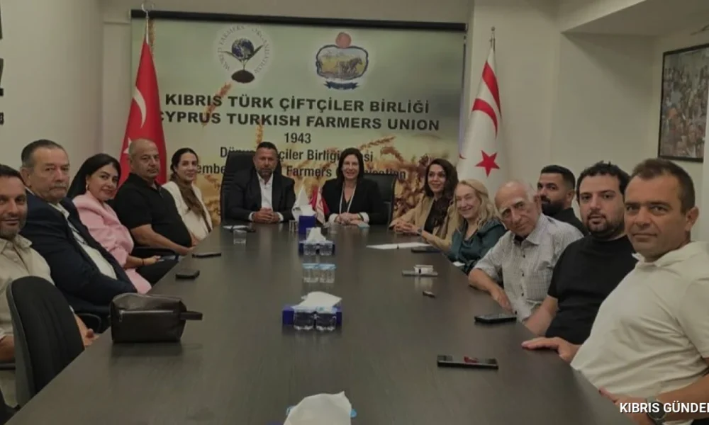 CTP Genel Başkanı İncirli Kıbrıs Türk Çiftçiler Birliğini Ziyaret Etti