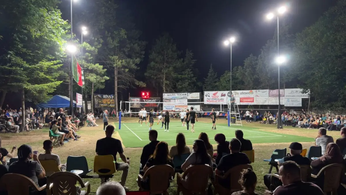 Bayramcı Köyü’nde 20. yıl heyecanı: Voleybol turnuvası başladı