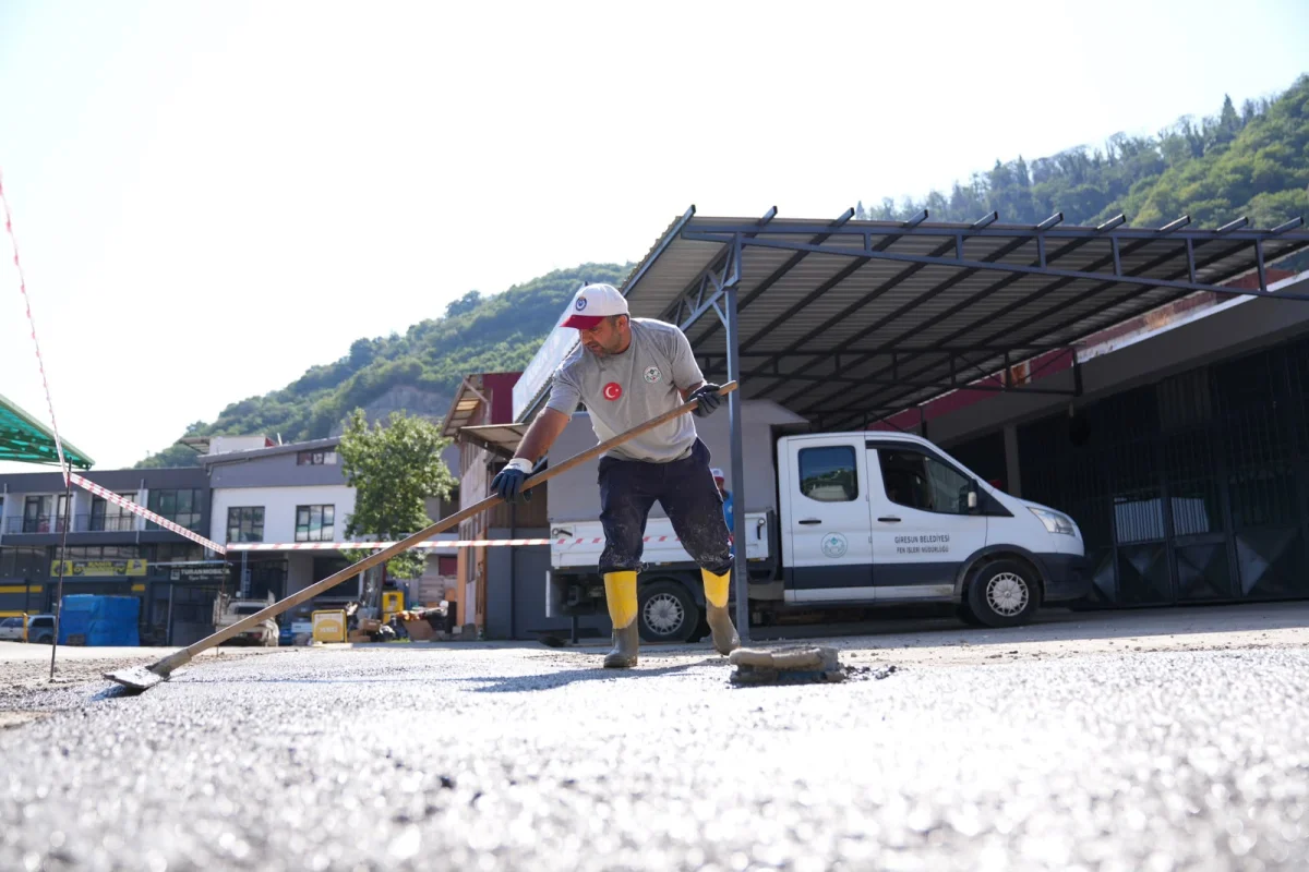 Giresun'da üstyapı çalışmaları farklı noktalarda sürüyor