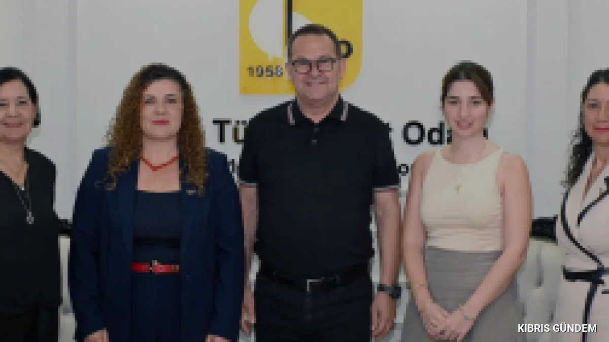 İş Kadınları Derneği ödül töreni öncesi paydaşlarını ziyaret etti
