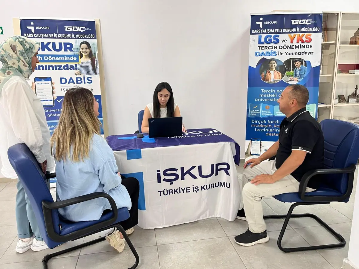 İŞKUR'dan üniversite adaylarına DABİS desteği
