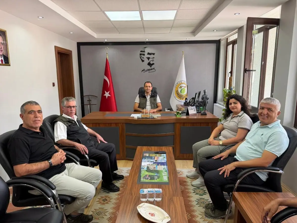 Orman yangınının ardından Beypazarı'nda geçmiş olsun ziyareti