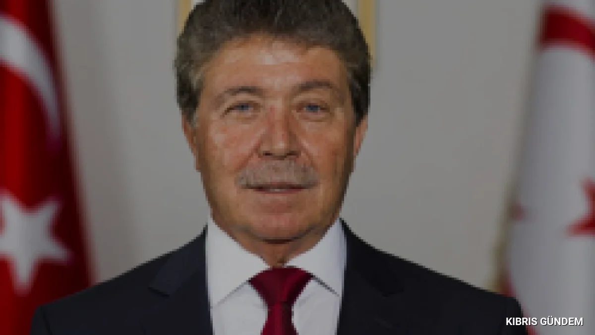 Ünal Üstel Rum Yönetiminin Mülkiyet Hamlesine Tepki Gösterdi