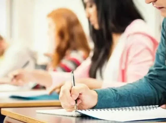 Üniversitelilere öğrenci affı komisyondan geçti