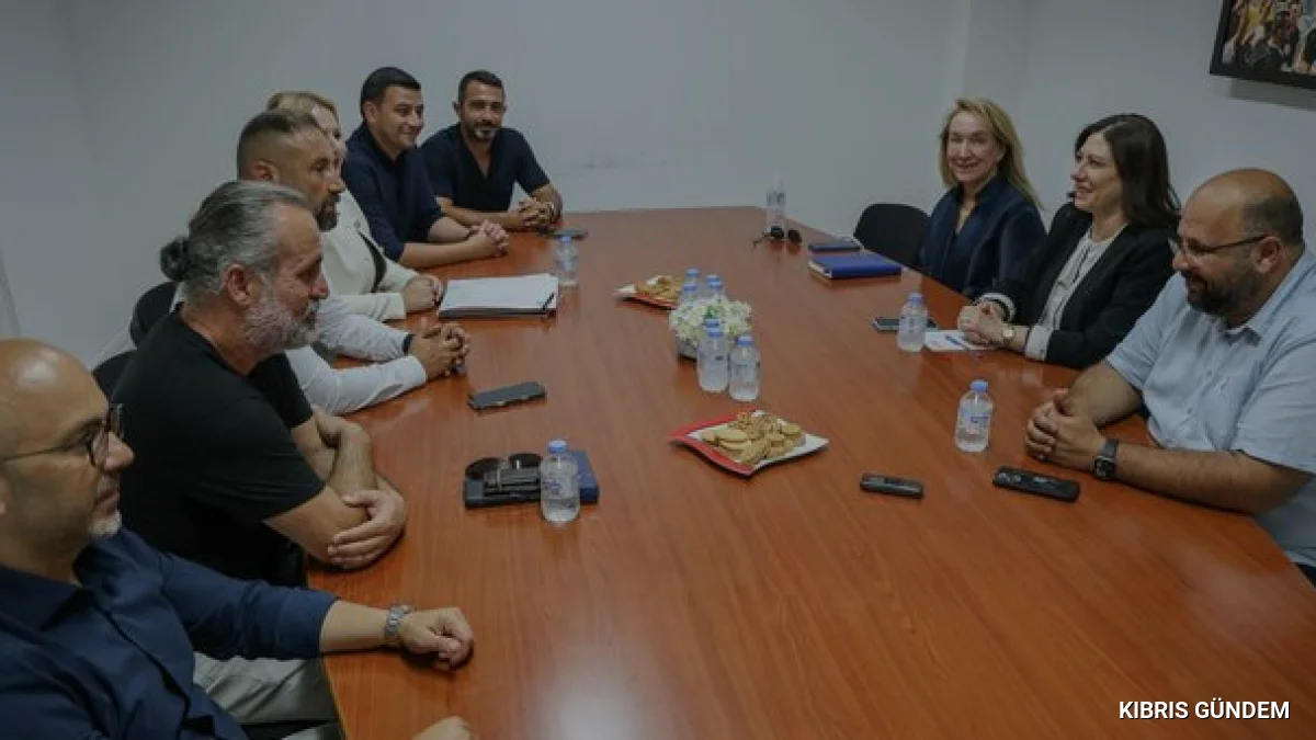 CTP Genel Başkanı İncirli KTÖS Heyetiyle Eğitim Gündemini Görüştü
