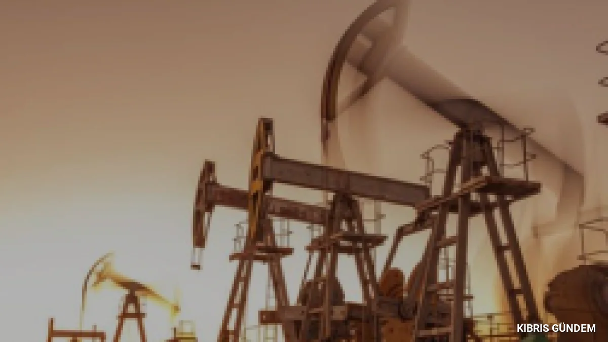 Hürmüz Boğazı belirsizliği petrol fiyatlarını yükseltti