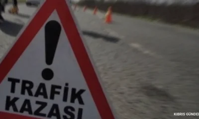 Gazimağusa'da alkollü sürücü bariyerlere çarparak kaza yaptı