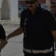 Üç yıl sonra ülkeye döndü müstahdem tarafından sirkat suçlamasıyla tutuklandı