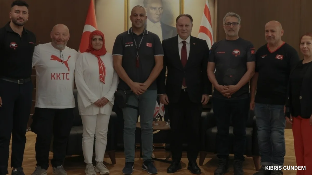 Ziya Öztürkler T-Bikers Türk Motor Kulübü heyetini kabul etti